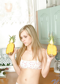 Kirsten Nubiles Photo 4