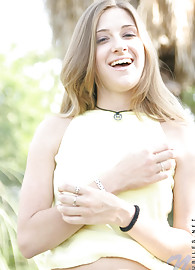 Lisa Nubiles Photo 1