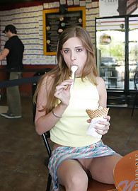 Lisa Nubiles Photo 5