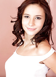 Victory Nubiles Photo 4