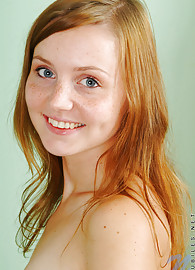 Beth Nubiles Photo 6