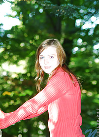 Beth Nubiles Photo 7