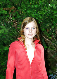 Beth Nubiles Photo 12