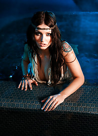 Veronica LaVery Photo 2