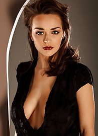 Hailee Rain  Photo 1