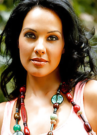 Tiffany Fallon Photo 4