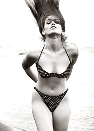 Cindy Crawford Photo 15
