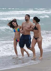 Sasha Stowaway Photo 7