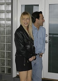 Nicole Moore Photo 3