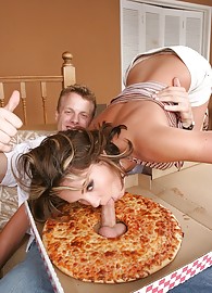 Riley Brooks Photo 5