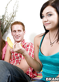 Brandi Belle Photo 2