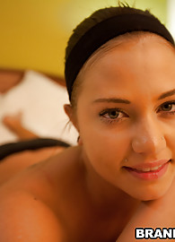 Brandi Belle Photo 5