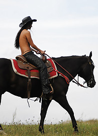 Melisa Mendiny Photo 5