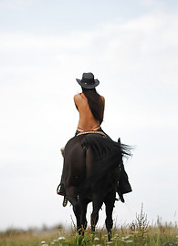 Melisa Mendiny Photo 6