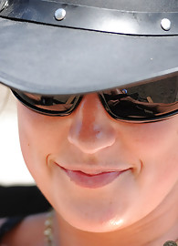 Melisa Mendiny Photo 14