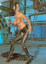 Veronica Zemanova Photo 10