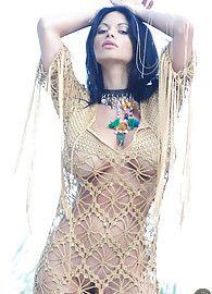 Veronica Zemanova Photo 6