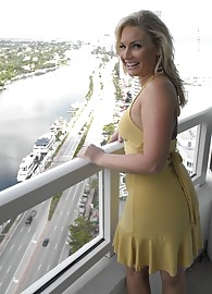 Flower Tucci Photo 1