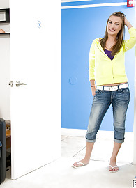 Hailey Holiday Photo 2