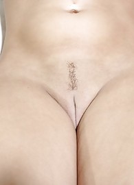 Holly Wellin Photo 14