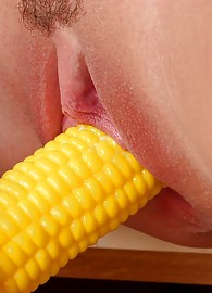 Ashley Robbins Photo 11