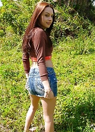 Julissa Delor Photo 2