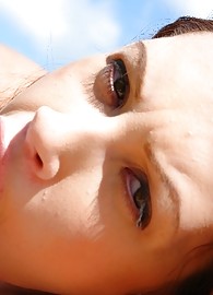 Julissa Delor Photo 12