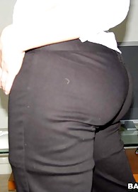 Katja Kassin Photo 4