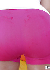 Kelly Divine Photo 1