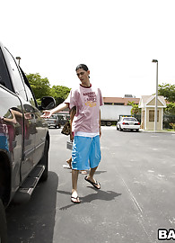 Lacey Duvalle Photo 1