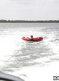 Lacey Duvalle Photo 4