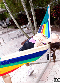 Megan Jones Photo 12