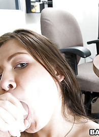 Miranda Kelly Photo 12