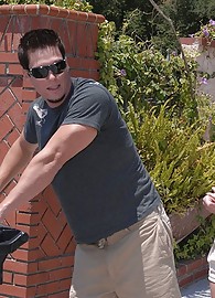 Carly Parker Photo 1