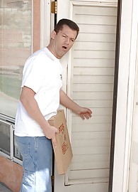 Jennifer Dark Photo 5