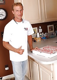 Holly Halston Photo 2