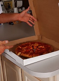 Holly Halston Photo 3