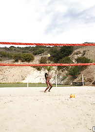 Tatiyana Foxx Photo 1