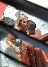 Cameryn Coxxx Photo 1