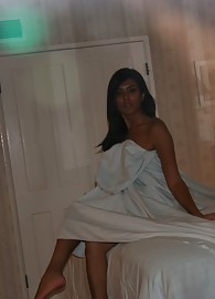 Shazia Sahari Photo 11