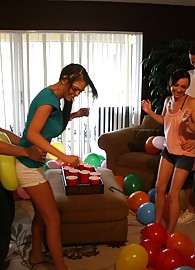 Jenny Anderson Photo 2