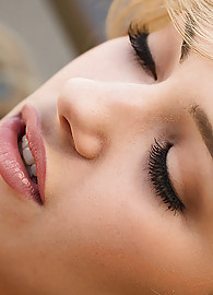 Sophia Knight Photo 13