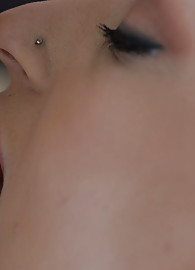 Holly Michaels Photo 2