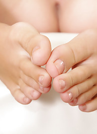 Ally Winters Photo 12