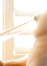 Courtney Page Photo 10