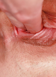 Samantha Bentley Photo 9