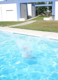 Sophie Moone Photo 10