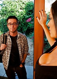 Vanilla Deville Photo 2