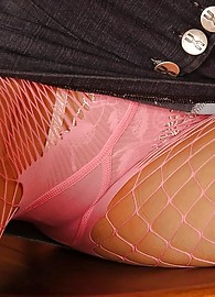 Angelina Crow Photo 3