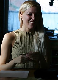 Sophie Moone Photo 6